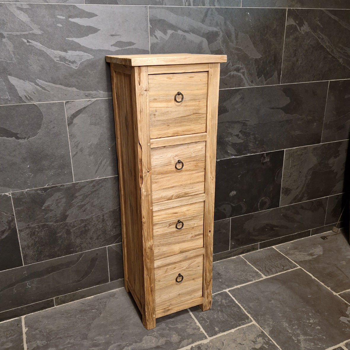 Hochschrank für Badezimmer | Teakholz | Schmal und funktional | Model 9 - Badgestaltung