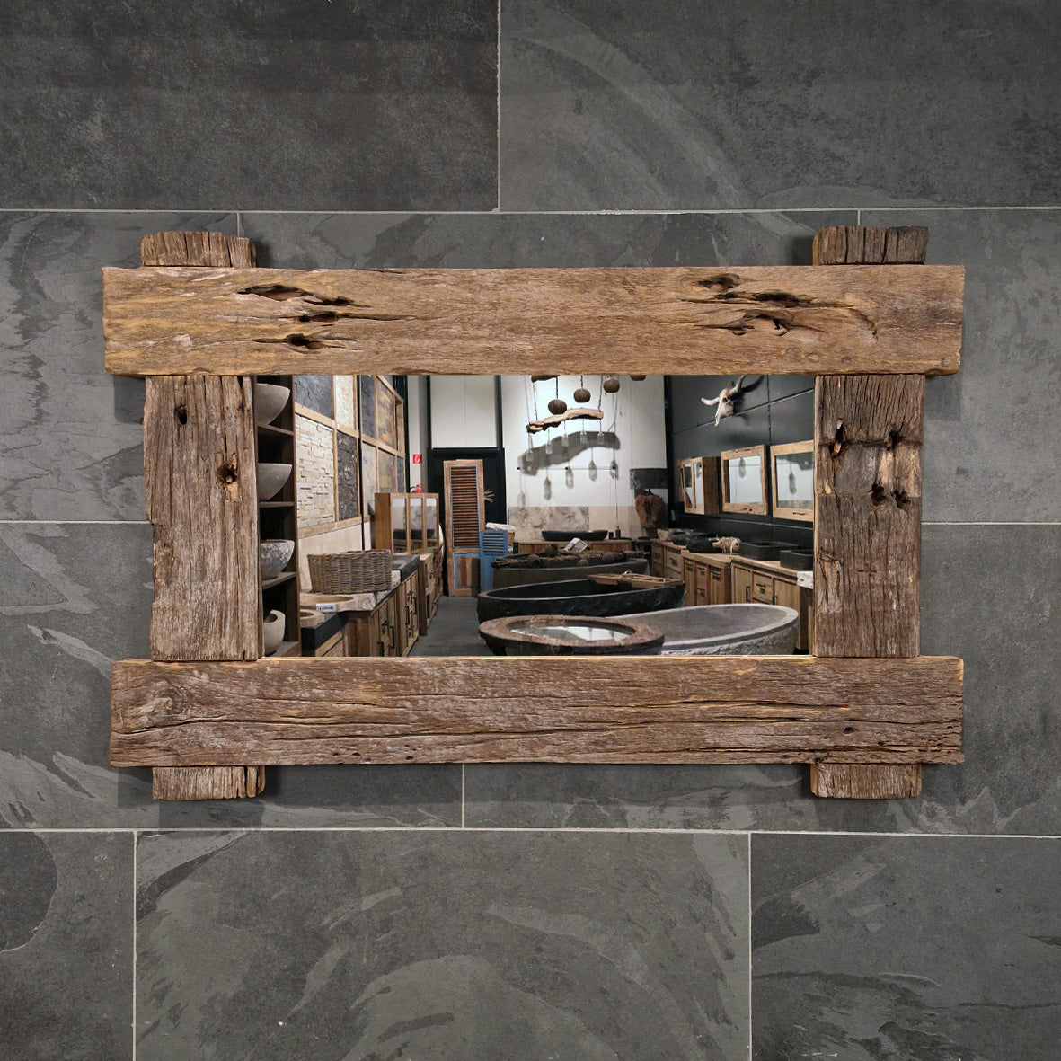 Erosi Spiegel im A4-Format aus recyceltem Teakholz, 120 x 80 cm, für moderne Badgestaltung, handgefertigt aus nachhaltigem Holz
