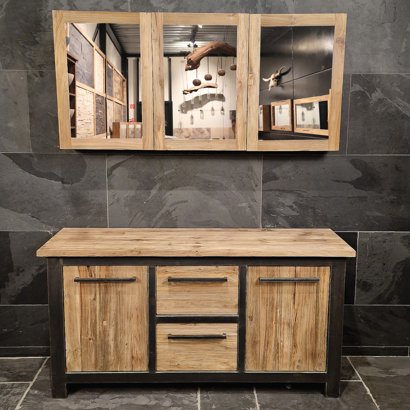 Massiver Teakholz-Unterschrank für Badezimmer, Modell 8 von Metal Look, mit Abmessungen 156x50x80 cm, für stilvolle Badgestaltung.