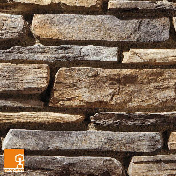 Wandverblender aus Naturstein von GEOPIETRA, Modell PP19_TOCE_01Lucera2, mit glatter Oberfläche und naturfarbenem Finish.
