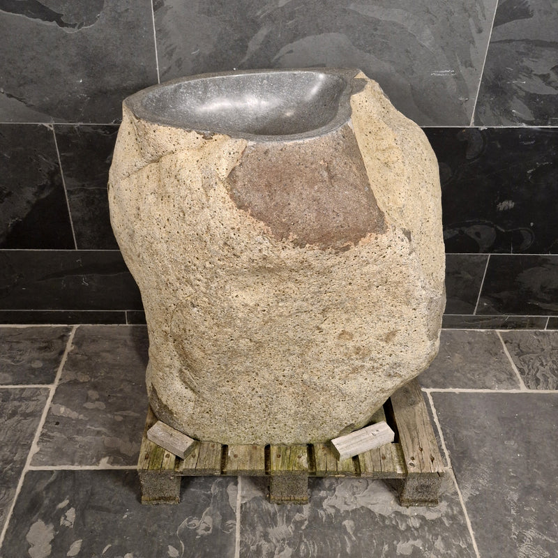 Standwaschbecken aus Flussstein, Rhodos Badgestaltung, Maße 82x57x91 cm, handgefertigtes Naturstein-Waschbecken