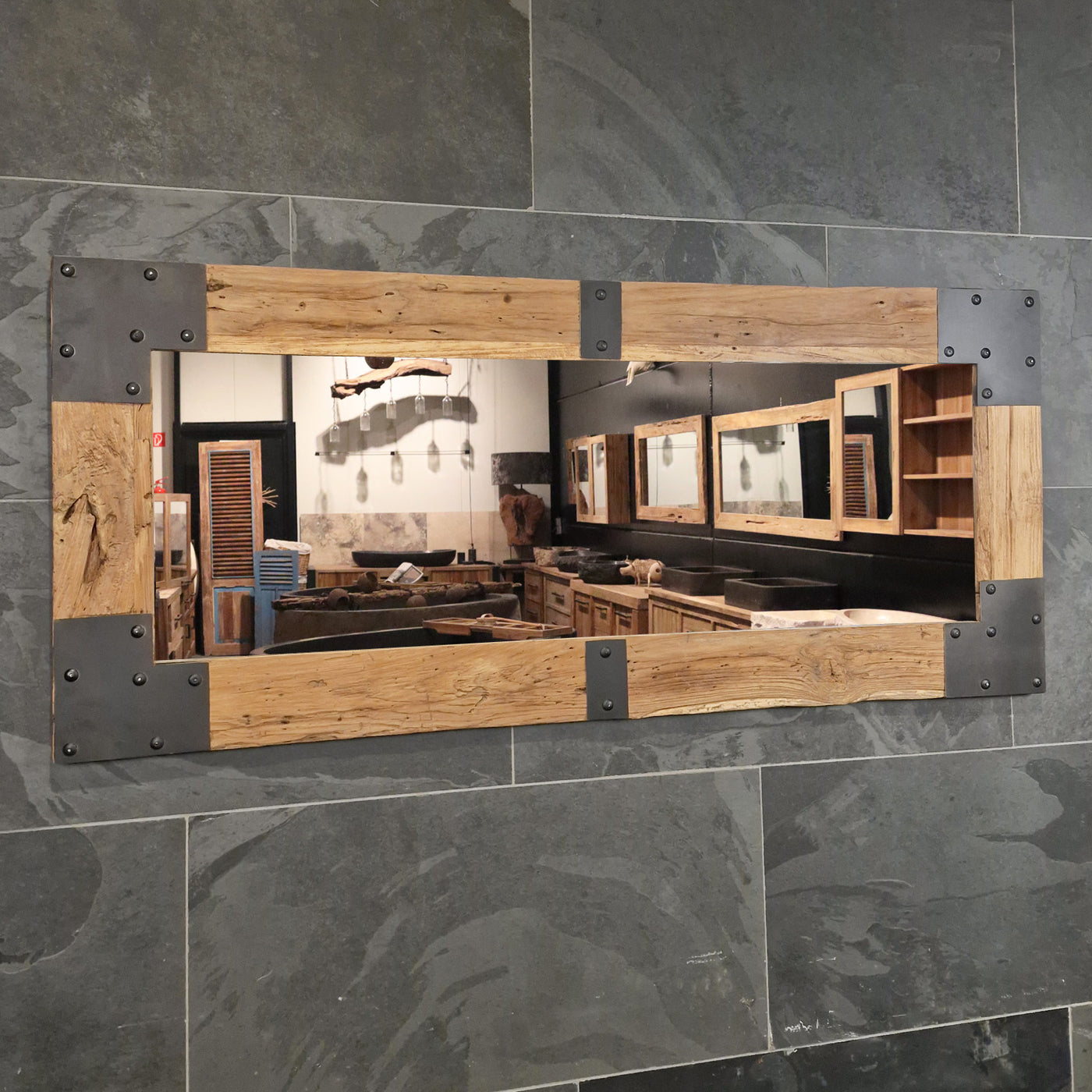 Moderner Wandspiegel aus recyceltem Teakholz, Badspiegel in verschiedenen Größen, Baumstumpf Badgestaltung, Sample, 160x70x4cm