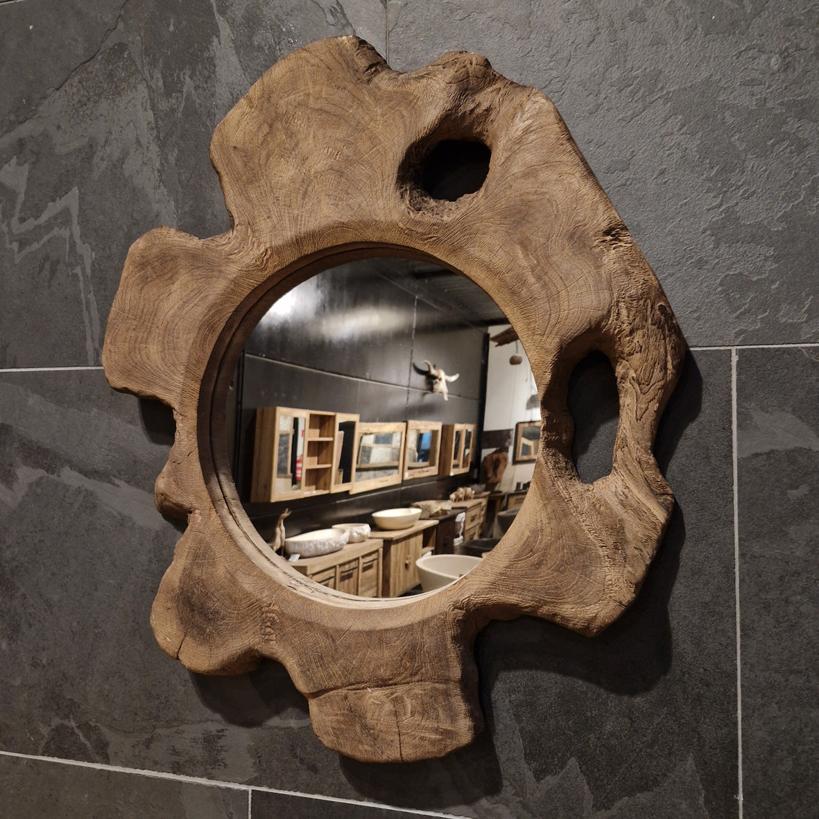 Wandspiegel Badspiegel aus Baumstumpf-Design, rechteckig, mit natürlicher Holzoptik, in verschiedenen Größen, für Badgestaltung.