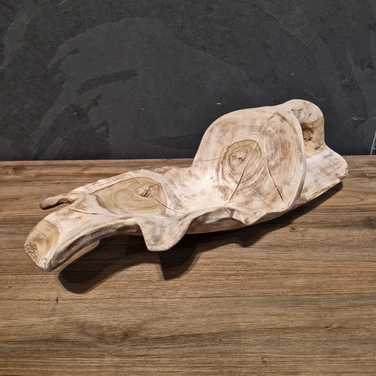 Recyceltes Teakholz Badgestaltung in Schalenform, natürliche Holzoptik, handgefertigte Badaccessoire für stilvolles Badezimmer