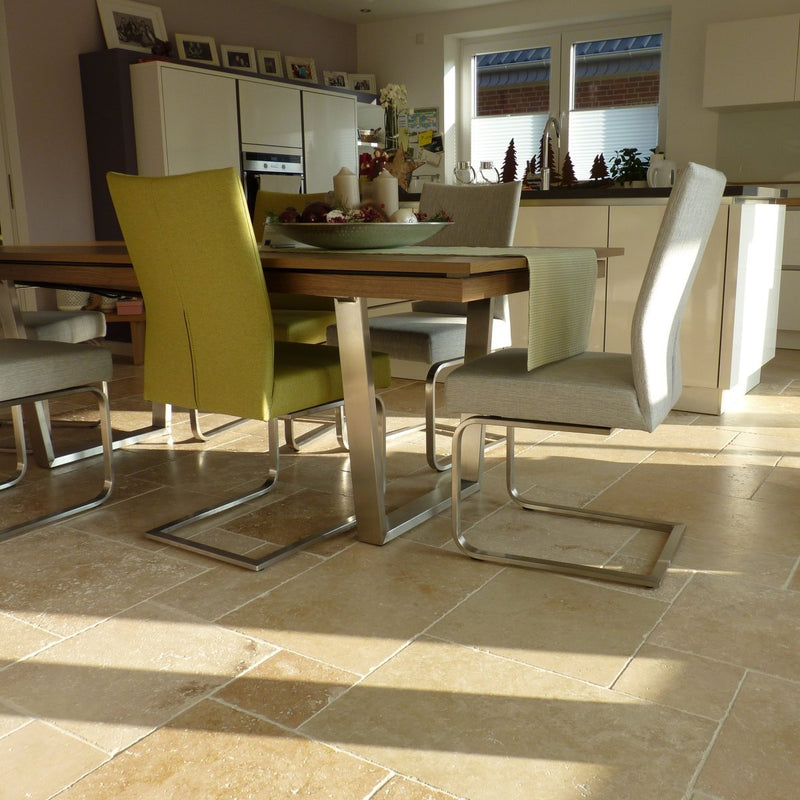 Travertinfliesen Light Mix antik getrommelt Mittelmeer - Muster | Fliesen | TRAVERTIN LIGHT MIX | Getrommelt - ca. 20 x 20 cm - Muster | Afrika Naturstein