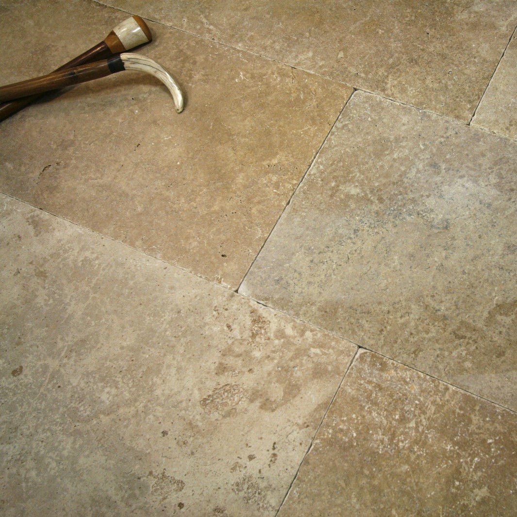 - Terrassenplatten | TRAVERTIN DARK MIX - 40,6 x 40,6 x 3 cm - Terrassenplatten | Afrika Naturstein