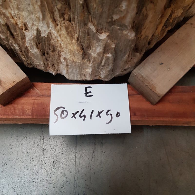 C-ZAKYNTHOS wastafel op voet versteend hout 47 x 40 x 91 cm