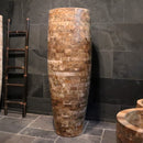 Schlanke, hohe Vase aus recyceltem Teakholz