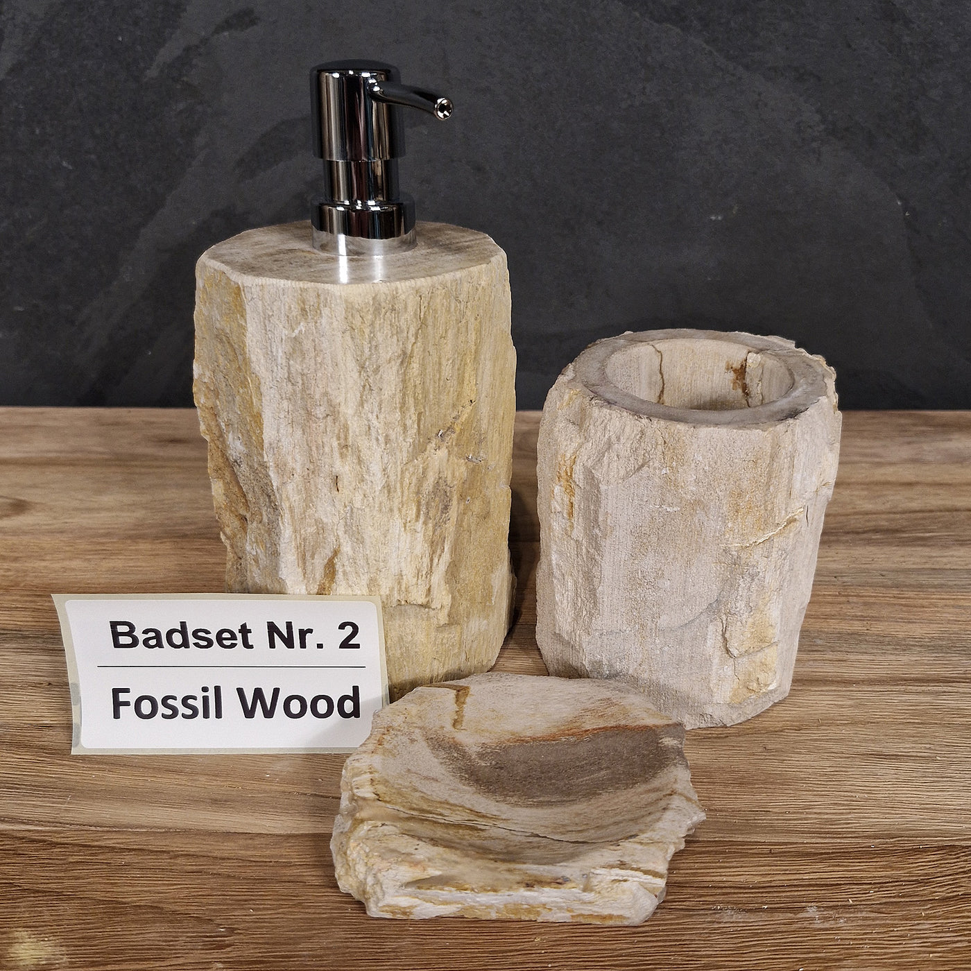 Dreiteiliges Badset mit versteinertem Holz, Fossil Wood, von SEIFENSPENDER für stilvolle Badgestaltung, naturbelassene Holzoptik