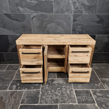 Handgefertigter Badezimmer-Unterschrank aus Teakholz mit rustikaler Oberfläche, Modell 3, für stilvolle Badgestaltung.