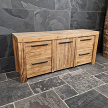 Handgefertigter Badezimmer-Unterschrank aus Teakholz von Bali, rustikale Oberfläche, stilvolle Badgestaltung, Model 3