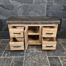 Unterschrank mit Waschtisch aus recyceltem Holz in rustikalem Naturlook, Badgestaltung von BINTAN, 146 cm breit.