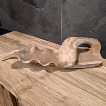 Recycelte Teakholz-Blattschale für Badgestaltung, handgefertigt, natürliche Holzmaserung und umweltfreundliches Design.