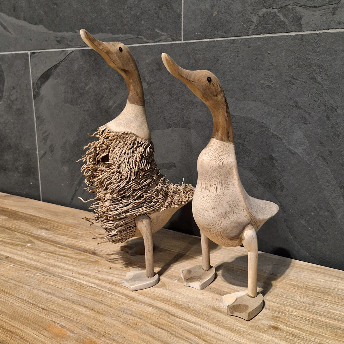 Deko-Ente aus Teakholz und Wurzelholz, Badezubehör, natürliche Badgestaltung, dekorative Vogelfigur von TIERE
