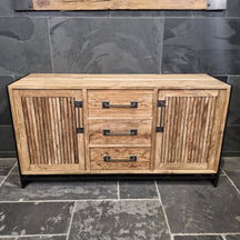 Moderner Badunterschrank aus recyceltem Teakholz mit Schlitzen, 150x47x80cm, von Depoku, stilvolle Badgestaltung