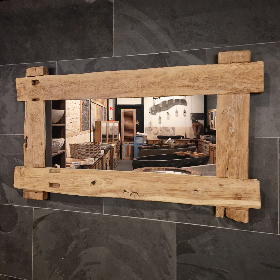 EROSI Badspiegel aus recyceltem Teakholz, 140 x 80 cm, rechteckiges Design, hochwertige Badgestaltung