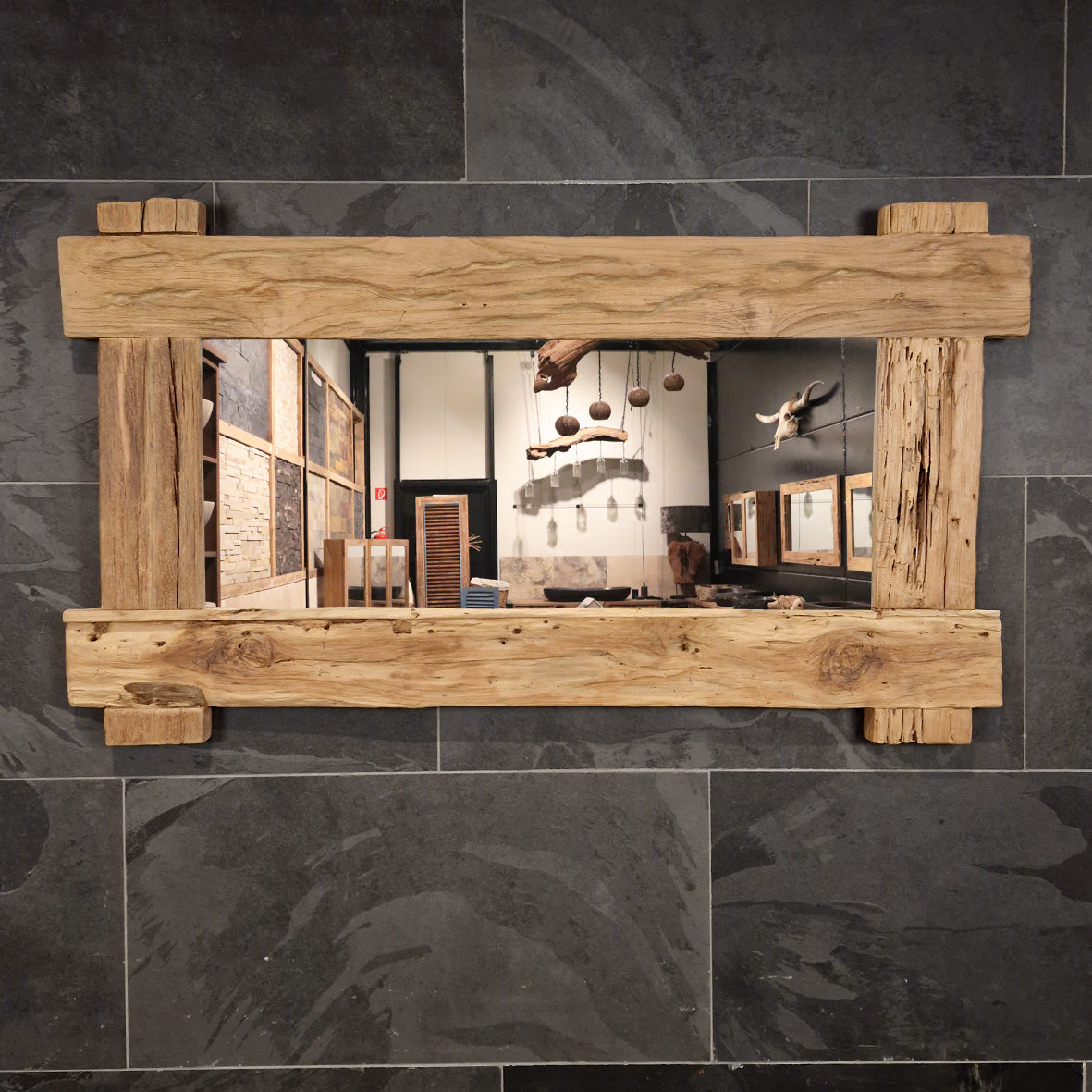 EROSI Badspiegel A5 aus recyceltem Teakholz, Maße 140 x 80 cm, modernes Design, langlebiges Holz, elegante Badgestaltung