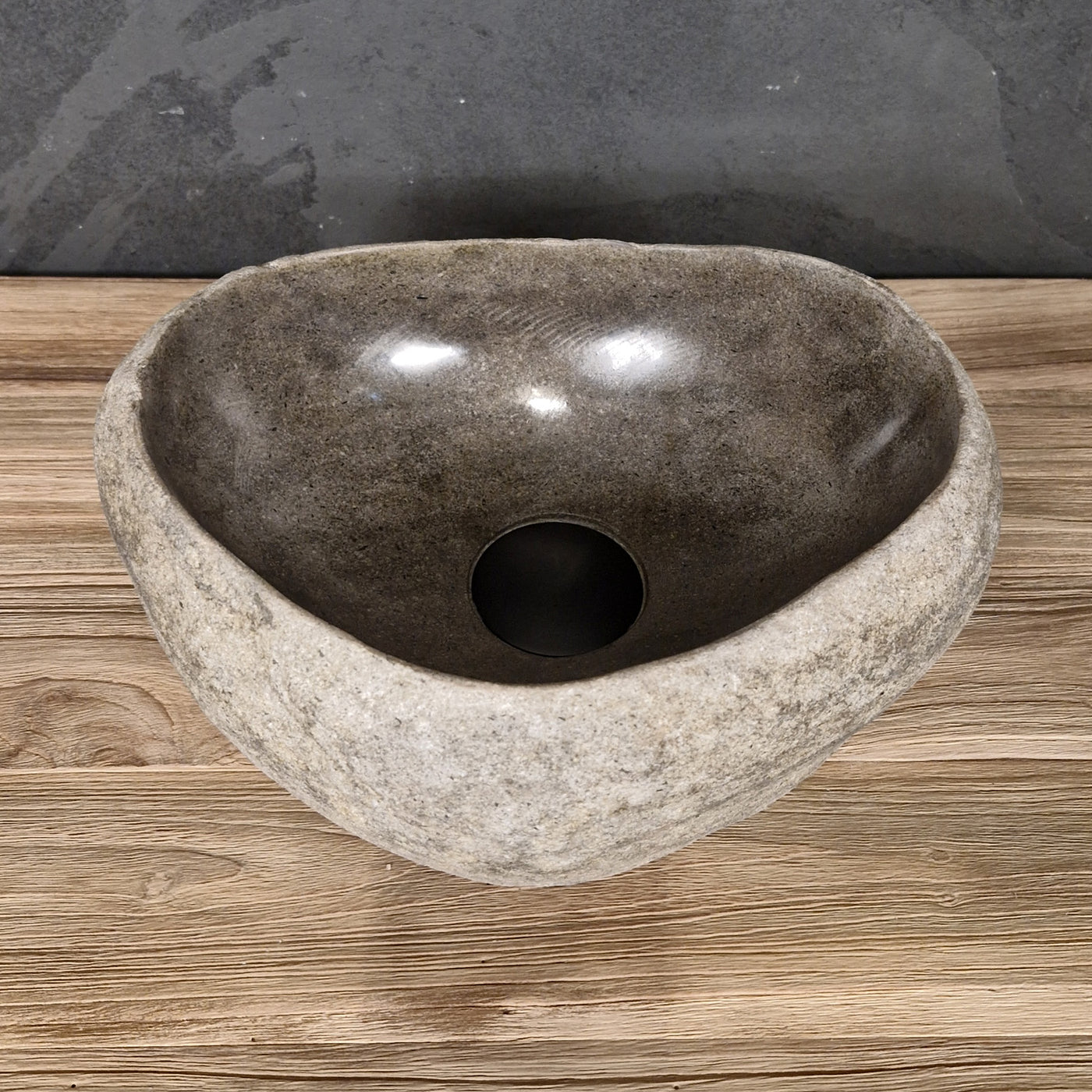 Aufsatzwaschbecken aus Flussstein, Naturstein, handgefertigtes Unikat, 30-40 cm, für Badgestaltung, von FLUSSSTEIN