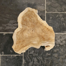 Hocker aus Wurzelholz im Badgestaltung, Altholz-Design, mit den Maßen 36x43x47cm, von der Marke HOCKER