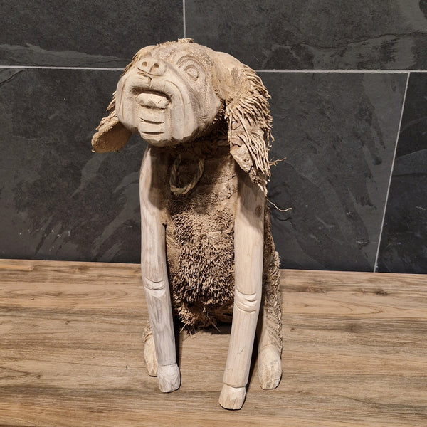 Anjing | Hond | Wortelhout