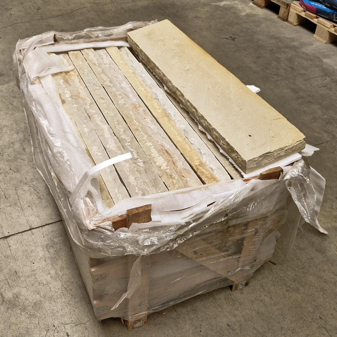 Beige Sandstein-Kantsteine, 100 x 25 x 5 cm, natürliche Natursteine für Wege und Begrenzungen, Sandstein Mint Marke