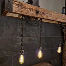 Hängelampe METALLRAD mit vier Glühbirnen, moderne Badgestaltung, stilvolle Metalllampe für Badezimmerdekor