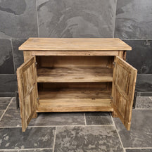 Lombok Badezimmer-Unterschrank aus Teak- oder Altholz, 106x50x80 cm, mit Stauraum für Badgestaltung.