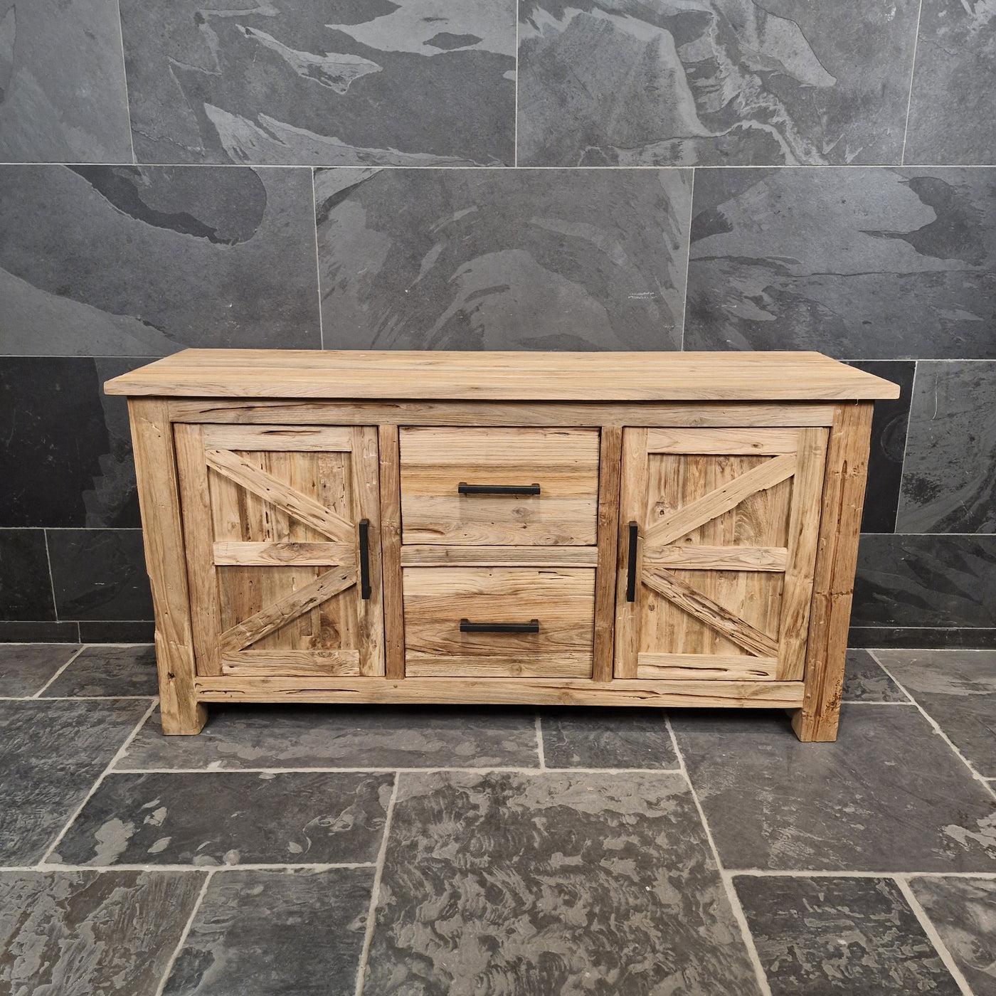 Lombok Badezimmerschrank aus Teak oder Altholz, 156x50x80 cm, stilvolle Badgestaltung mit natürlichem Holzdesign