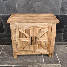 Lombok Badezimmer-Unterschrank aus Teak oder Altholz, 86x45x80 cm, für stilvolle Badgestaltung.