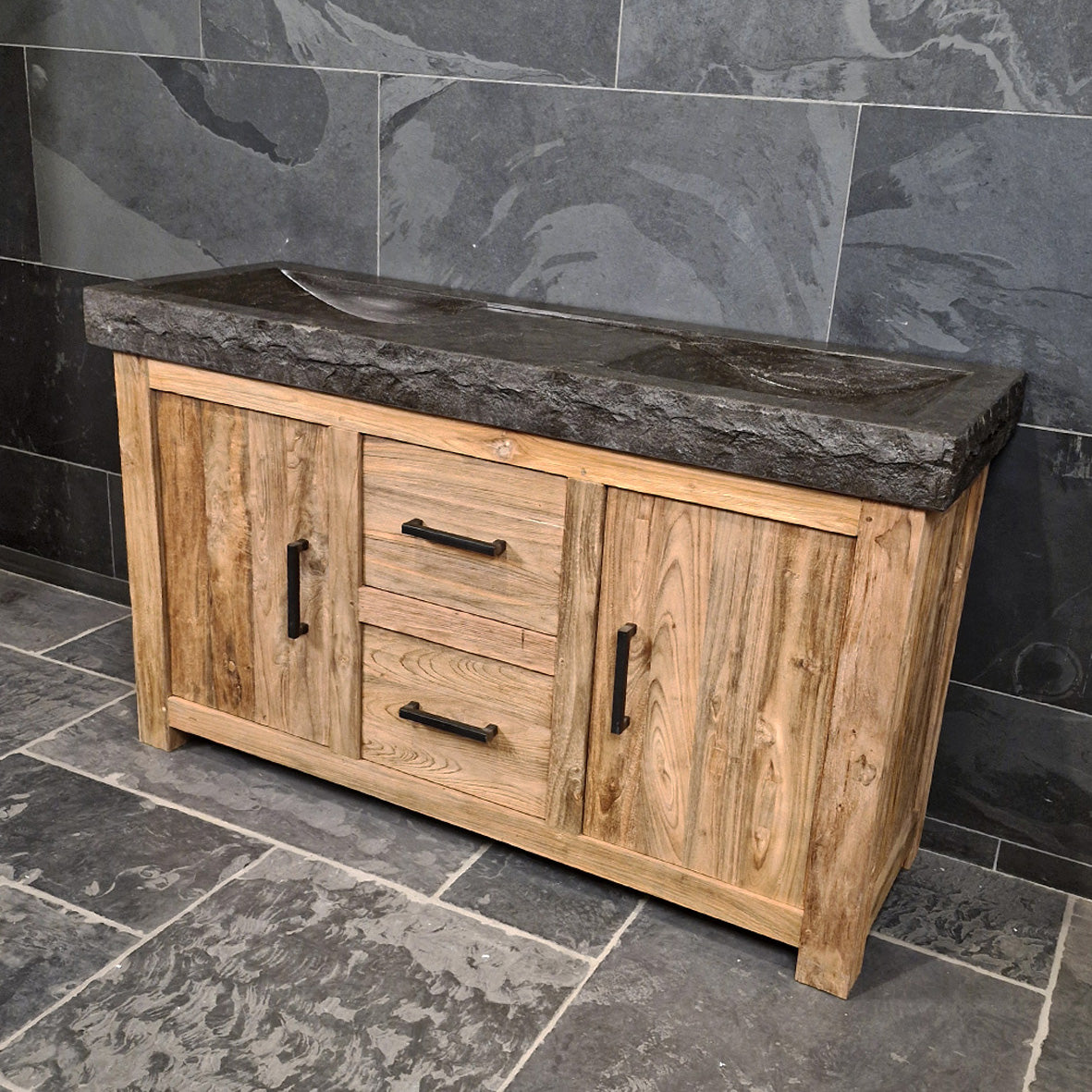Badezimmermöbel mit Waschtisch von MADURA, Unterschrank in Blaustein, rohes Design, für moderne Badgestaltung.