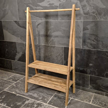 Offener Kleiderschrank aus recyceltem Teakholz von Malili, mit 90x40x145cm, modernes Badgestaltung Möbelstück.