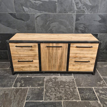 Moderner Bad-Unterschrank aus recyceltem Teakholz von Metal Look, in verschiedenen Größen, mit stilvollem Design.