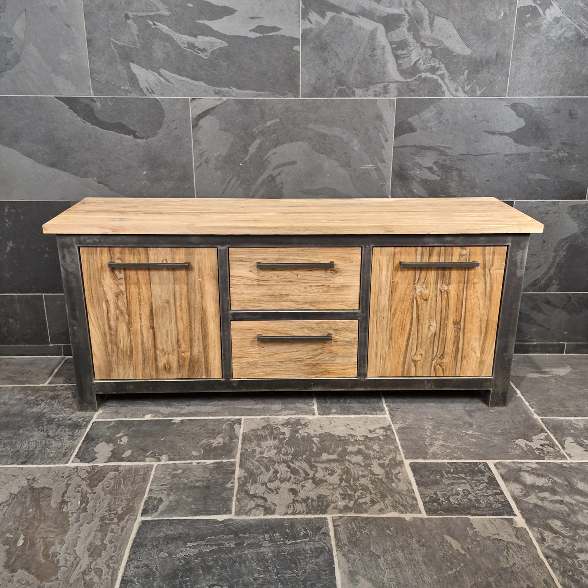 Moderner Badezimmer-Unterschrank aus massivem Teakholz, Modell 8, mit Maßen 186x55x80cm, von Metal Look für stilvolle Badgestaltung