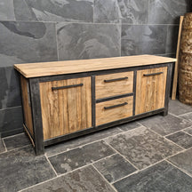 Massiver Badunterschrank aus Teakholz von Metal Look, Modell 8, mit 186x55x80 cm für Badezimmergestaltung.