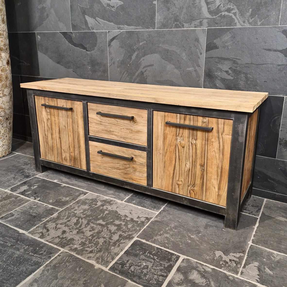 Unterschrank für Badezimmer aus massivem Teakholz, Modell 8, mit modernen Badgestaltungselementen, von Metal Look