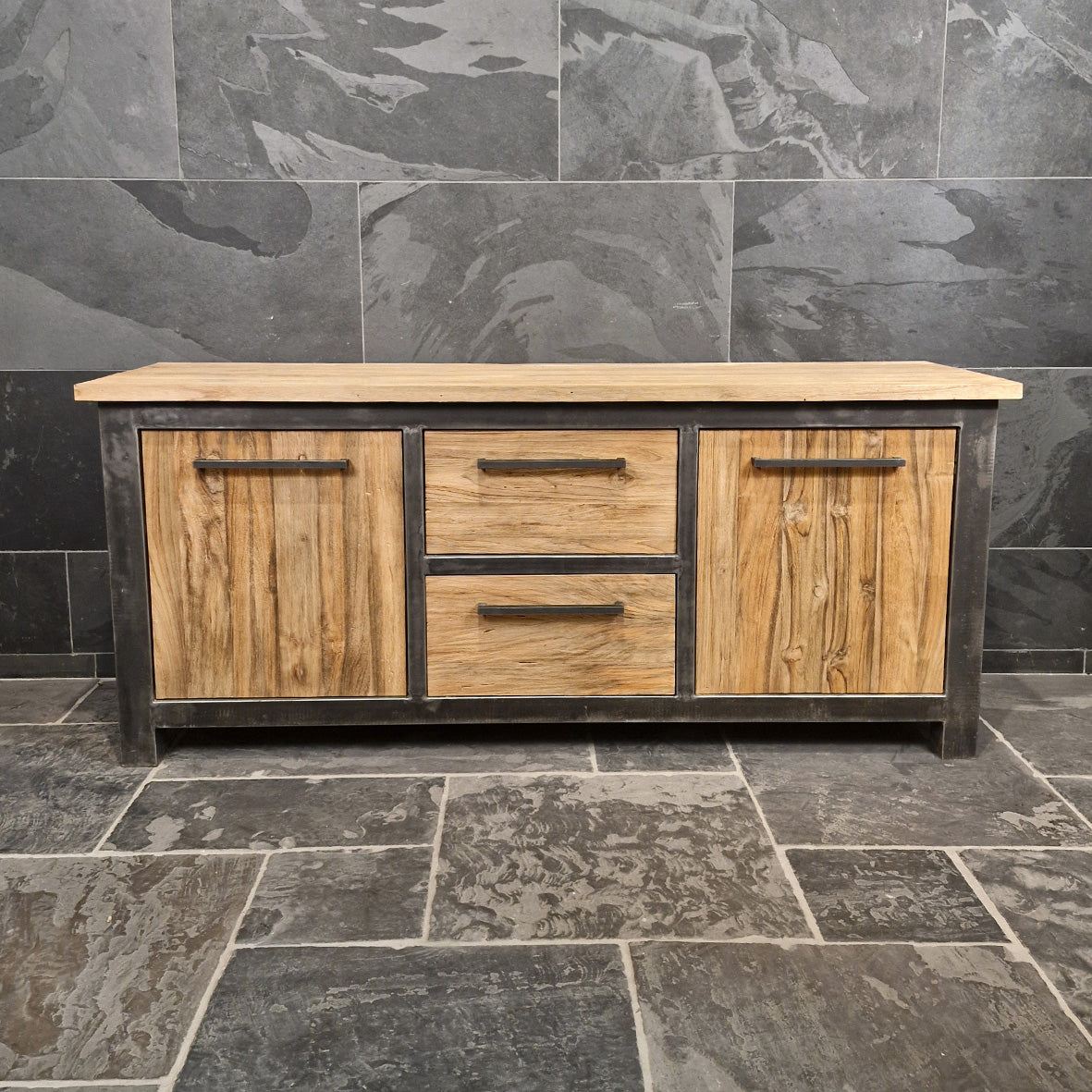 Massiver Bad-Unterschrank aus Teakholz von Metal Look, Modell 8, mit den Maßen 186x55x80 cm, für stilvolle Badezimmergestaltung