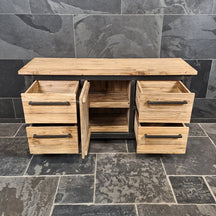 Moderner Badunterschrank aus Teakholz von Metal Look, 156x50x80cm, nachhaltiges und zeitloses Design für Badgestaltung.