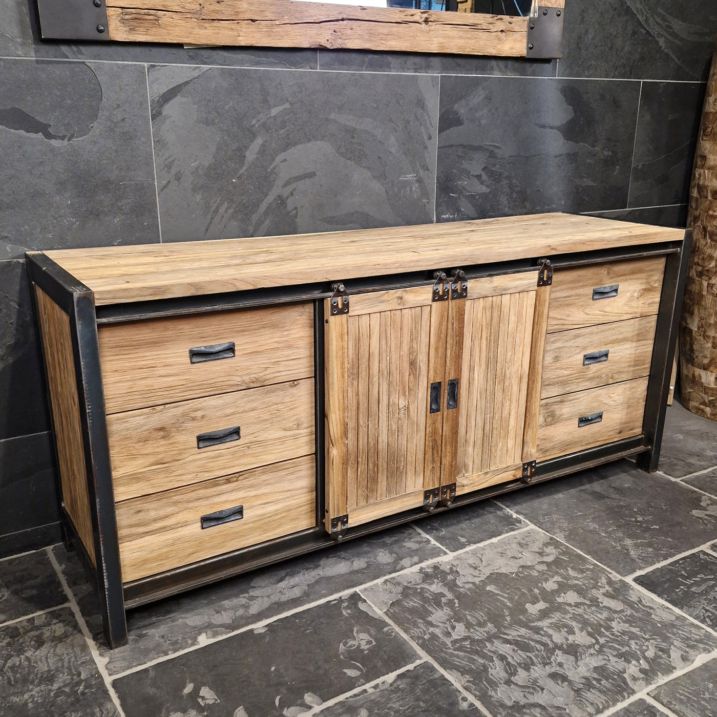 Moderner MOTANA Unterschrank mit Schiebetüren aus recyceltem Teakholz, Badgestaltung, glatt und stilvoll, Maße 180x52x80cm