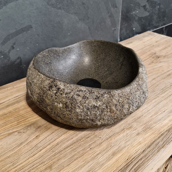 Aufsatzwaschbecken aus Flussstein | Naturstein | Unikate | 30-40 cm