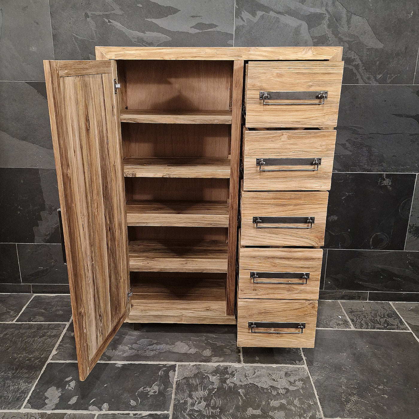 Hochschrank von PELEMSEWU mit Carving-Tür für Badgestaltung, Maße 100x40x140cm, stilvoller Badezimmerschrank