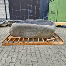Freistehende Badewanne aus Flussstein von POSEIDON, 230 x 138 x 73 cm, elegante Badgestaltung mit natürlicher Optik