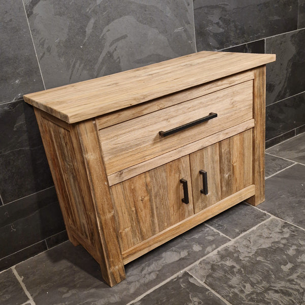 Unterschrank aus Teakholz | Naturmaterial für das Badezimmer