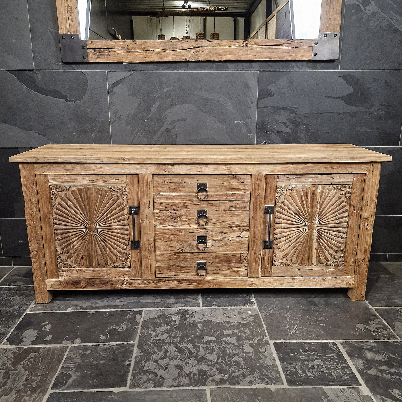 Badunterschrank aus recyceltem Teakholz mit Carving-Blumenmuster, zweitürig, Maße 186x55x80 cm, von Sample Carving Flower