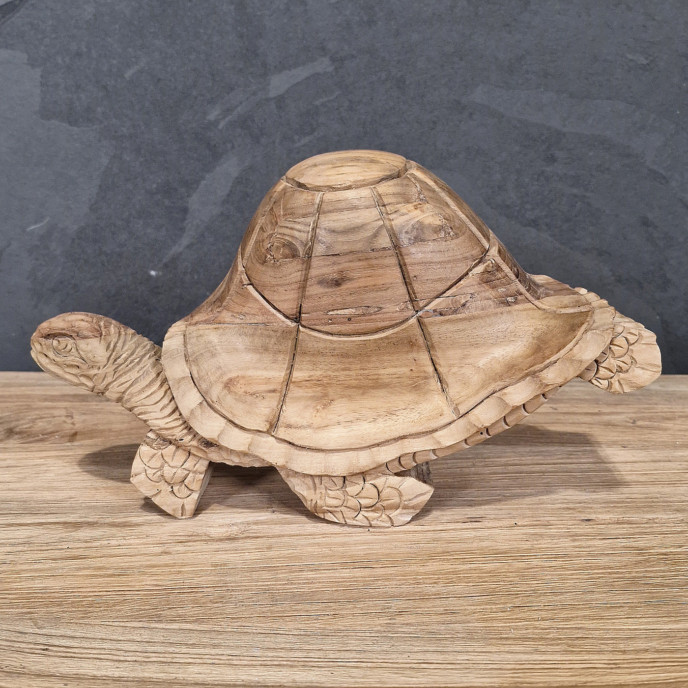 Deko Schildkröte aus recyceltem Teakholz, Badgestaltung, mittlere Größe, natürliche Holzmaserung, kreative Raumdekoration