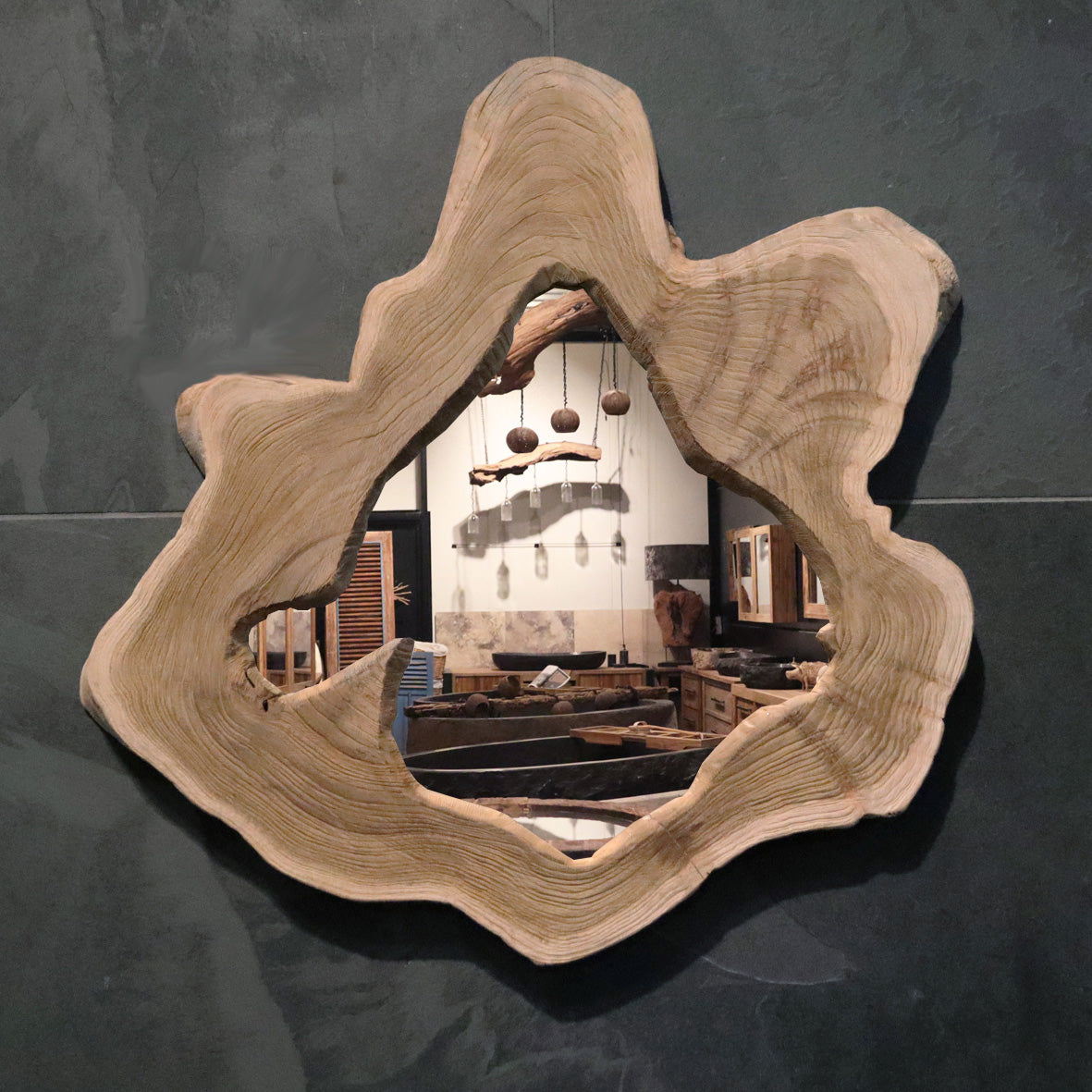 Wandspiegel aus recyceltem Teakholz, Badspiegel Nr. 3-24, in verschiedenen Größen, für stilvolle Badgestaltung von Baumstumpf.