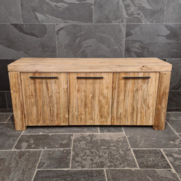 Badunterschrank aus recyceltem Teak | Natürlich und robust - Badgestaltung