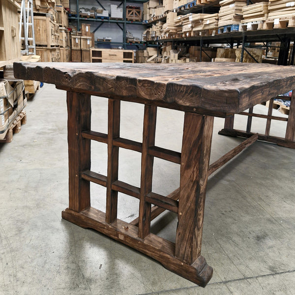 Teak | 240 x 100 x 78 cm