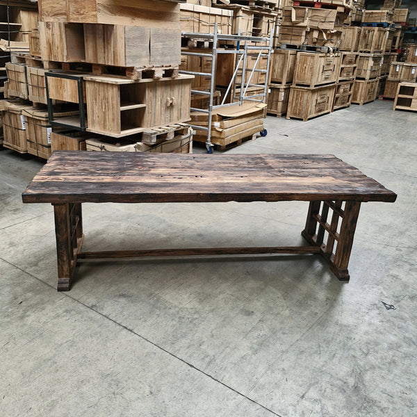 Teak | 240 x 100 x 78 cm