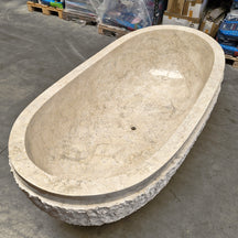 Freistehende WAVE Badewanne aus beige Marmor, 205x106x57cm, elegante Badgestaltung mit natürlichem Marmordesign