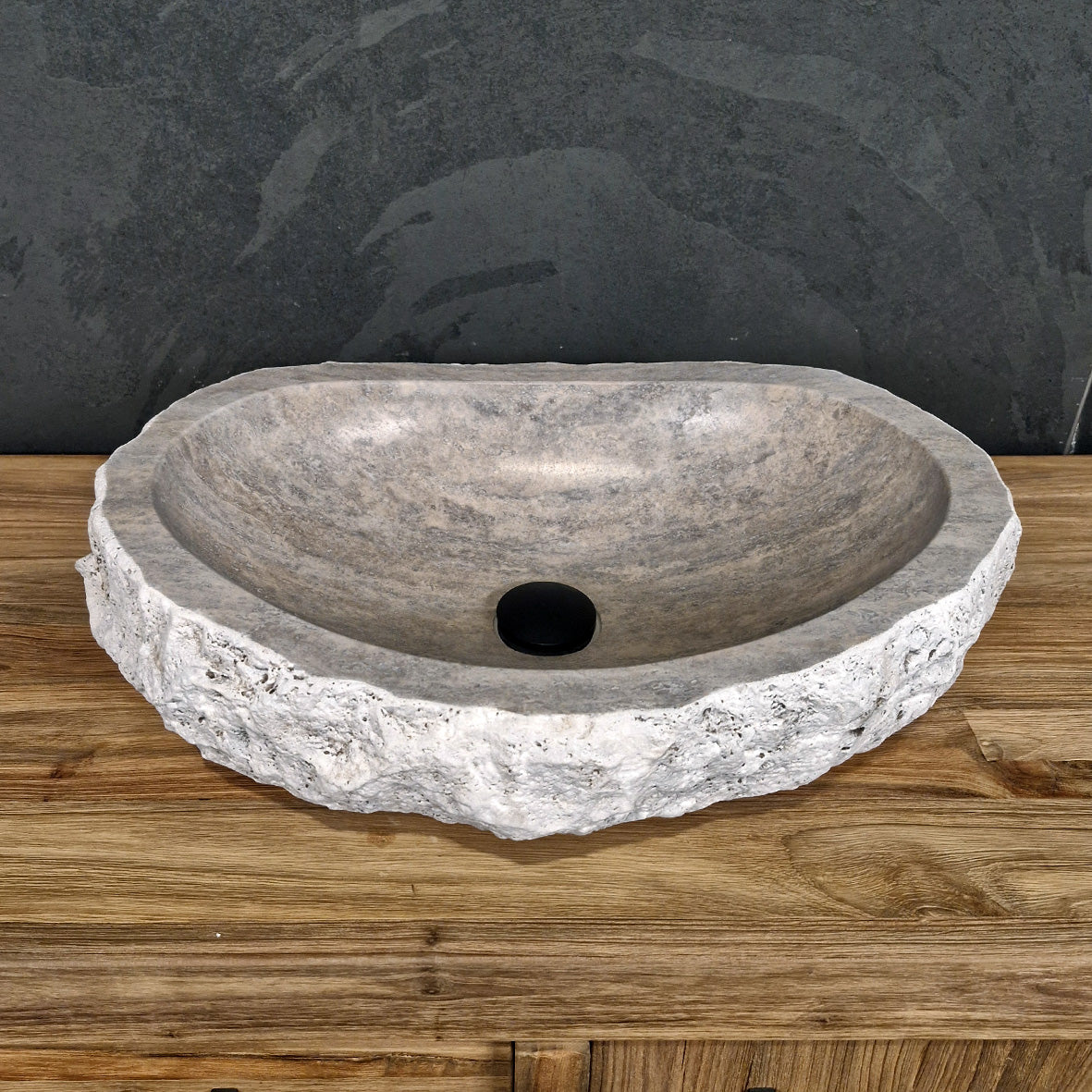 Aufsatzwaschbecken aus grobem Silber Travertin, Naturstein, 60 x 40 cm, für moderne Badgestaltung, von WAVE